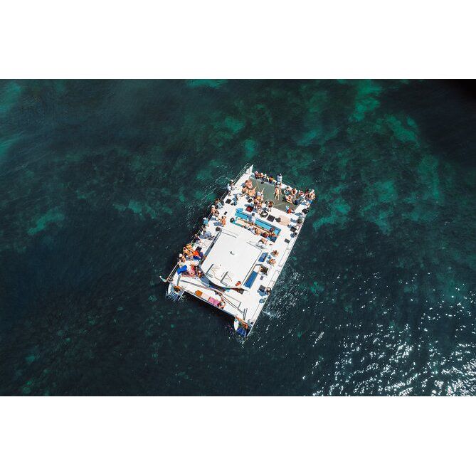 Passeio de Catamarã pela Costa e Grutas de Benagil