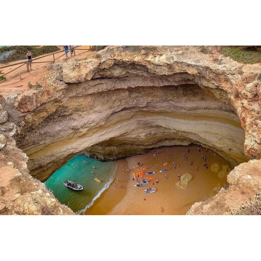 Passeio de Barco pelas Grutas de Benagil