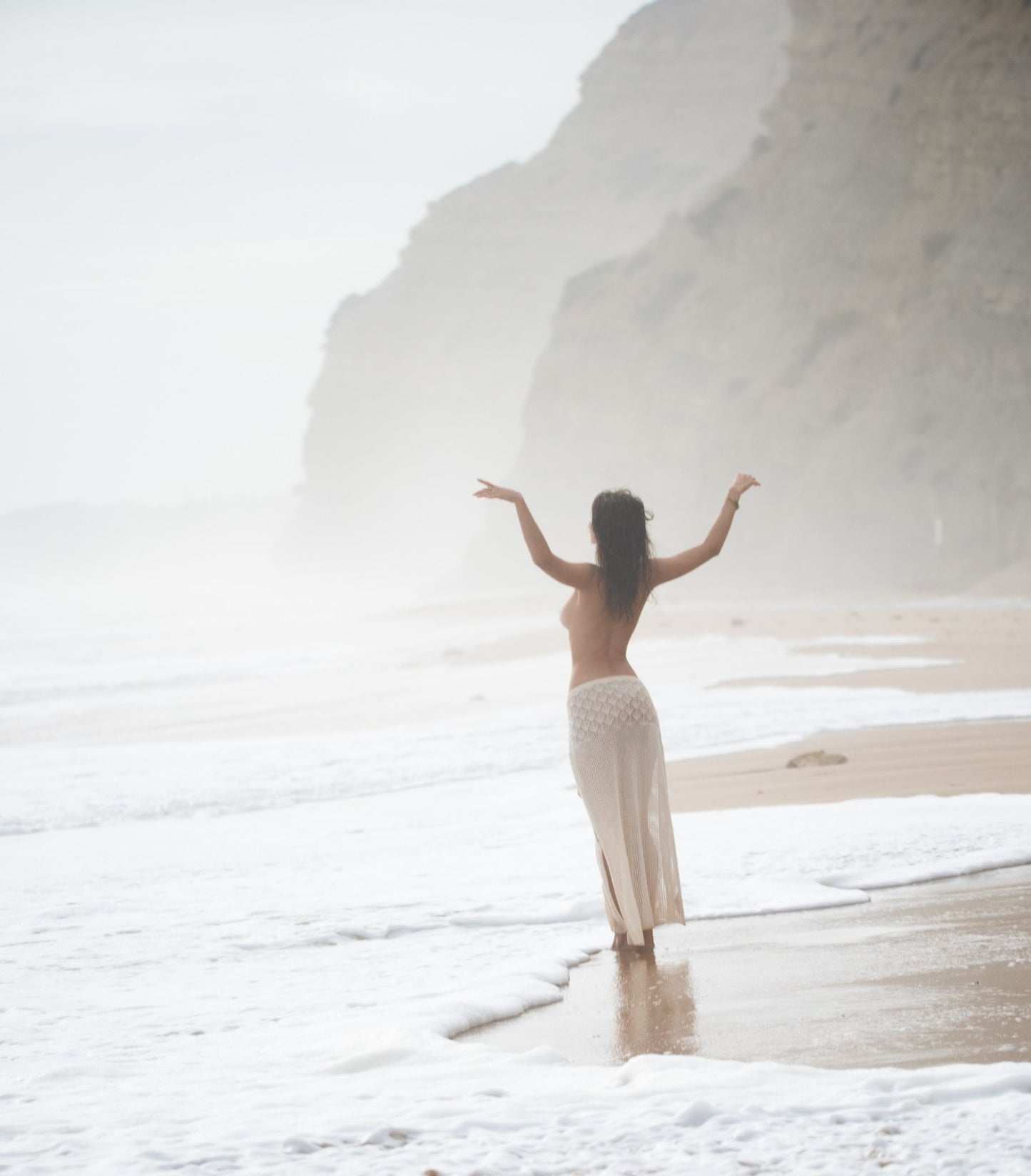 Séance photo sur la plage au coucher du soleil