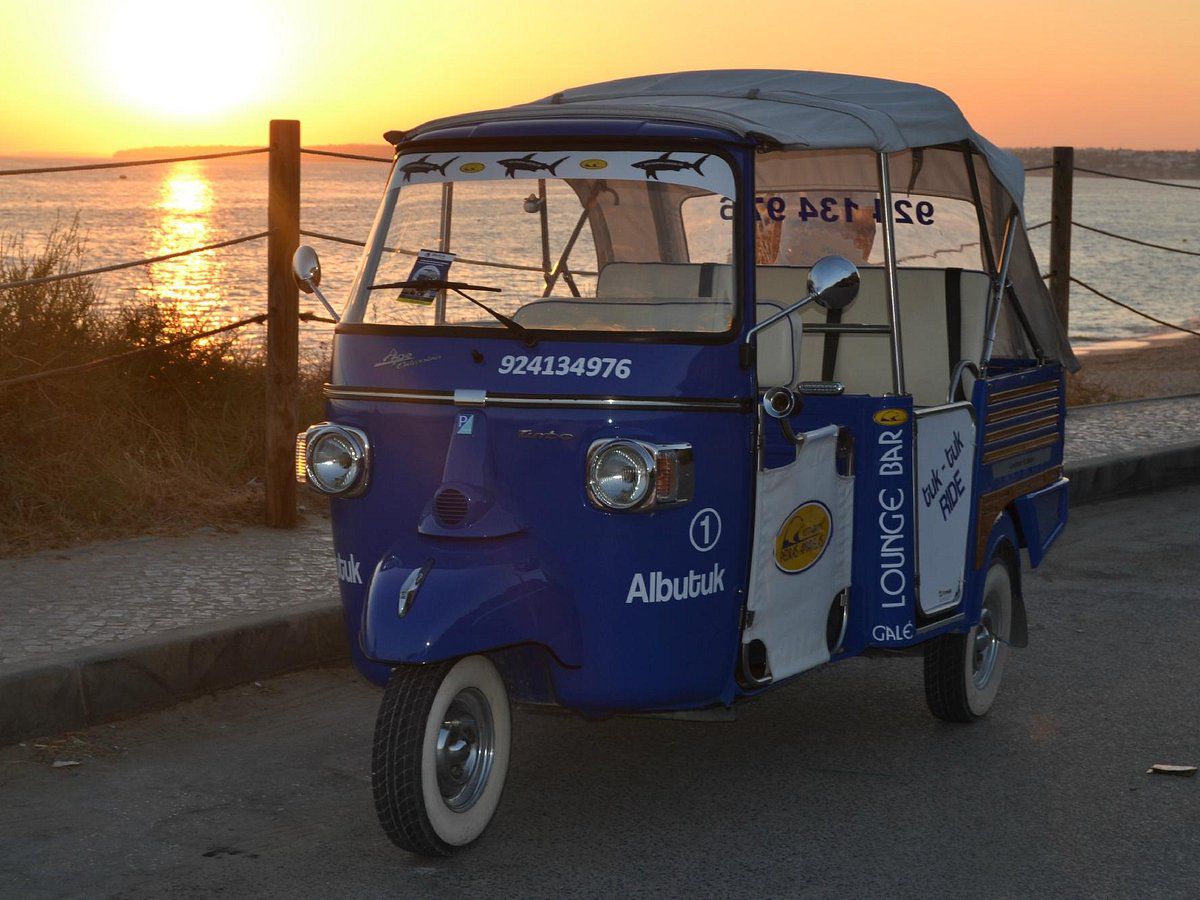 Passeio de Tuktuk Albufeira Town & Beaches