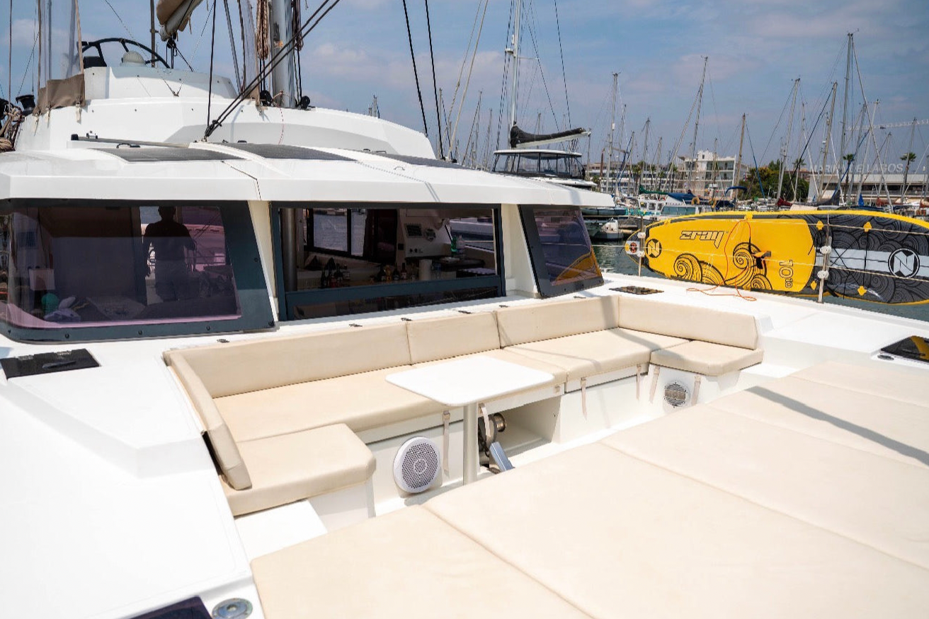Lagos: Private Catamaran with Drinks and Snacks