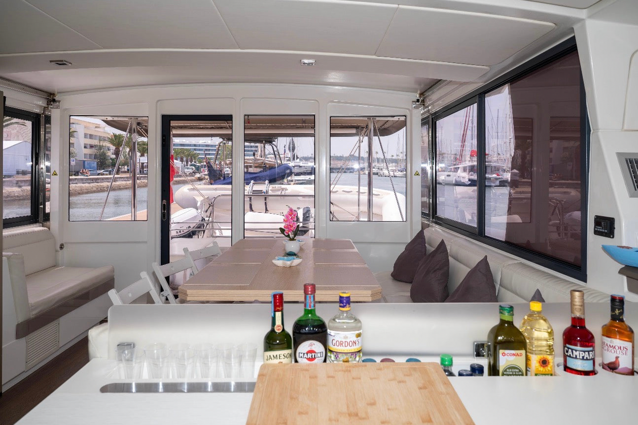 Lagos: Private Catamaran with Drinks and Snacks