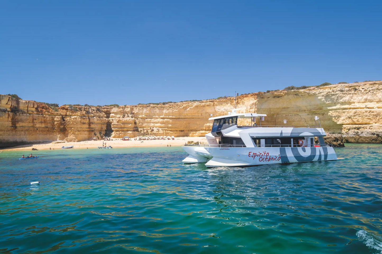 Albufeira: Brunch Cruise and Benagil Caves