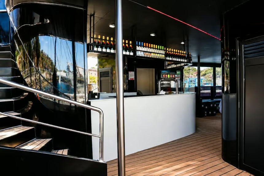 Albufeira: Brunch Cruise and Benagil Caves