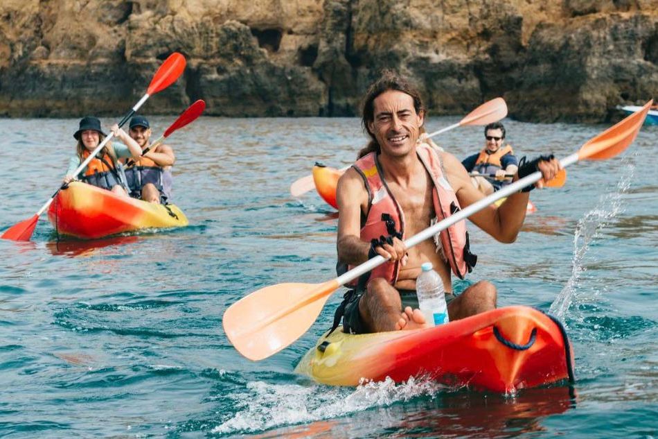 Passeio de Kayak às Grutas de Benagil